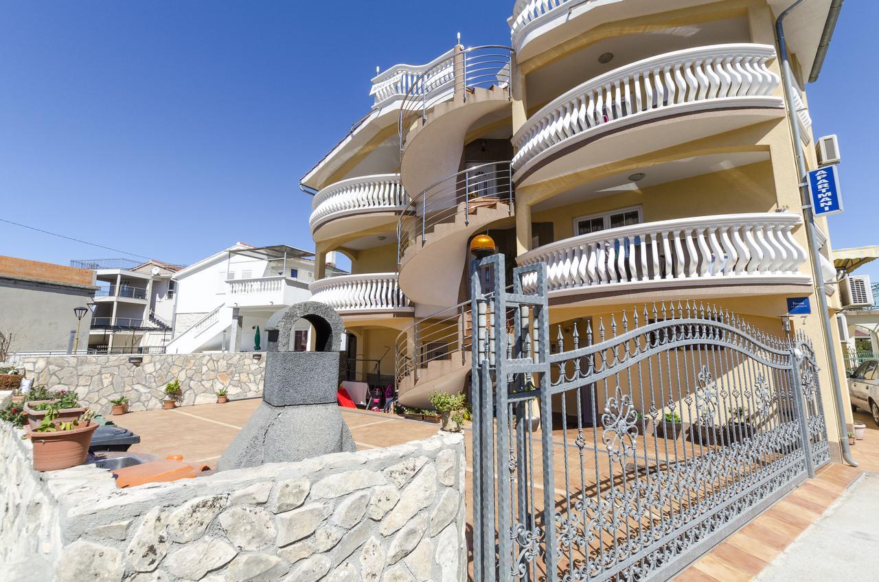 Apartmani Ana Juricev Водице Экстерьер фото